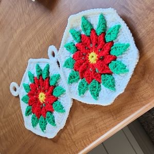 Vintage Poinsettia Pot Holders